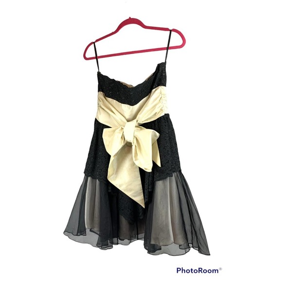 Vintage Betsy Johnson Evening Dress Size 10 Black Antique White Flirty Flowy - Picture 2 of 7